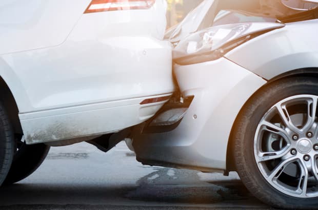 รถโดนชนท้าย แต่คู่กรณีไม่มีประกัน