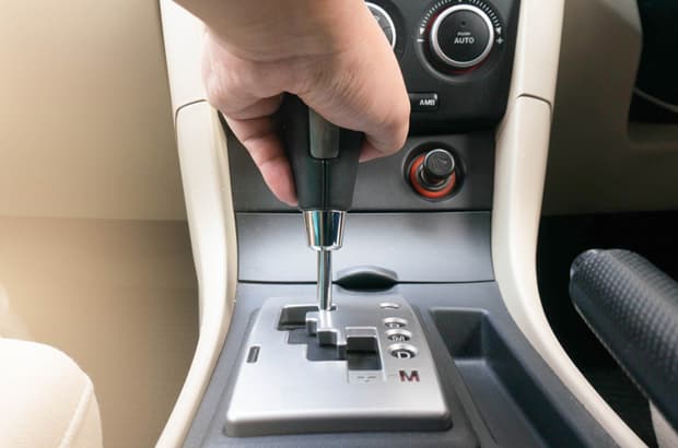 วิธีถนอมเกียร์ออโต้อย่างถูกต้อง