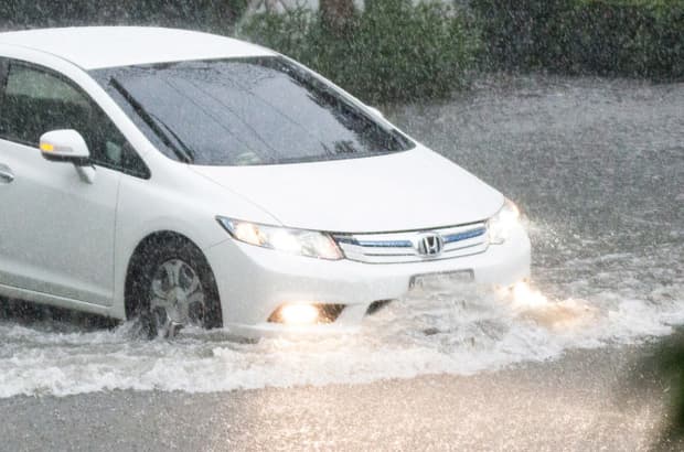 น้ำเข้าเครื่องยนต์ ทำอย่างไร แก้ไขตรงจุด