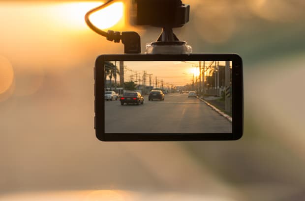 กล้องติดรถยนต์ ภาพชัด รุ่นไหนดี 2023