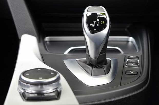 ปัญหาเกียร์ธรรมดาและออโต้