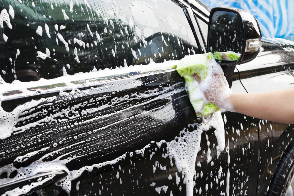 ล้างรถยนต์ด้วยน้ำยาล้างจานได้จริงไหม